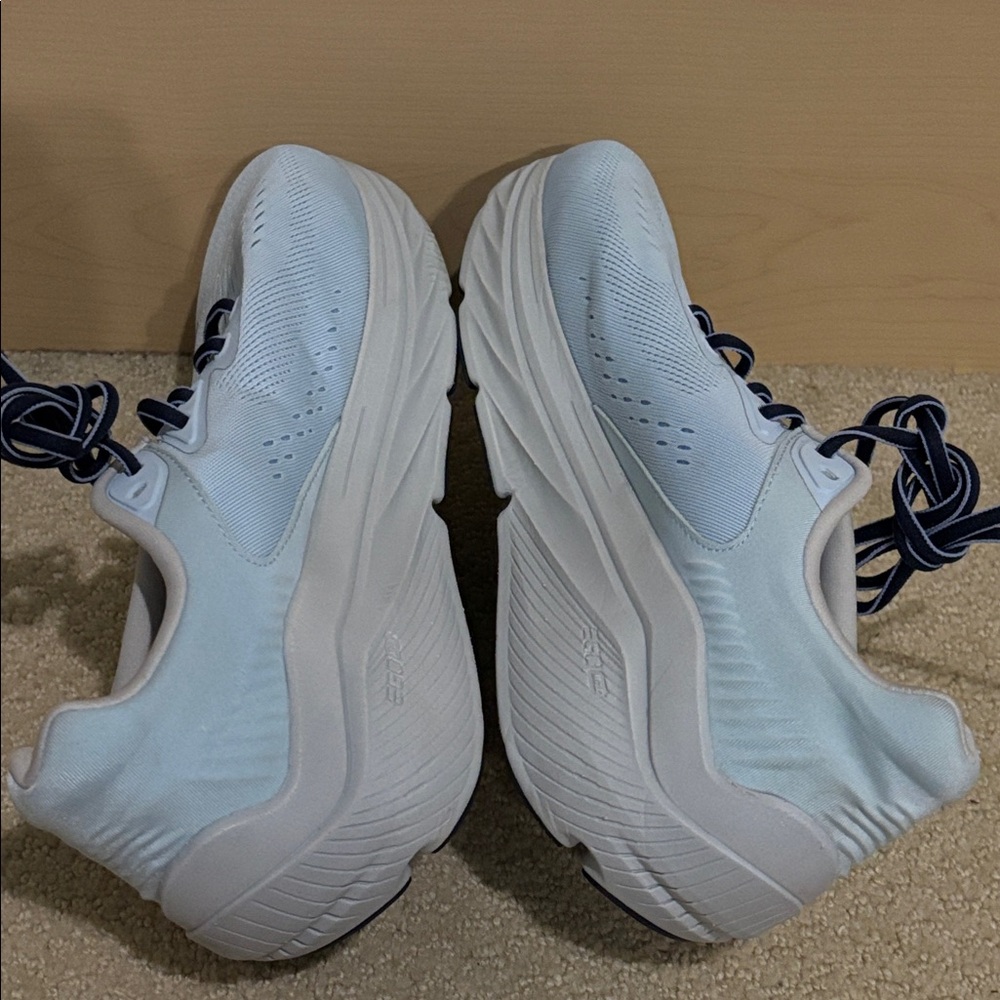 Altra Men’s Via Olympus 3 size 10.5 - Picture 4 of 5